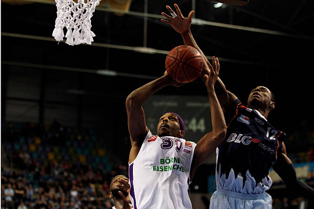 人热血沸腾 人热血沸腾