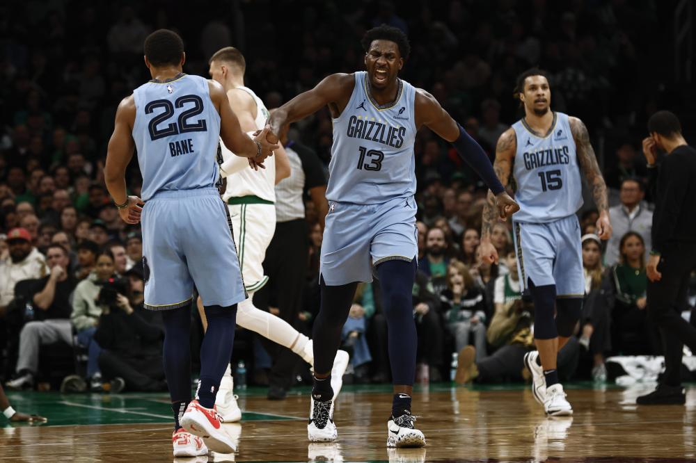 候贡献力量 候贡献力量