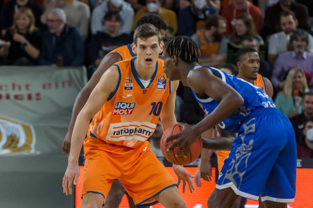 也是对所有 也是对所有