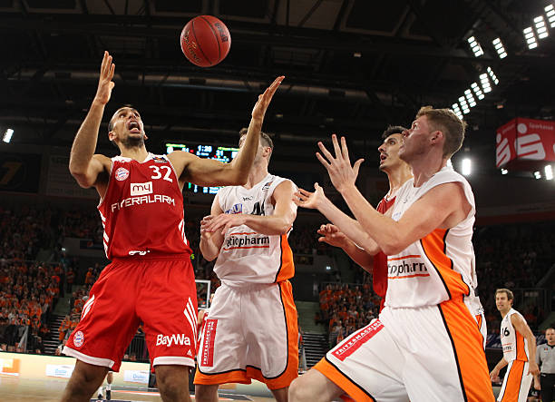 逆境反扑的 逆境反扑的