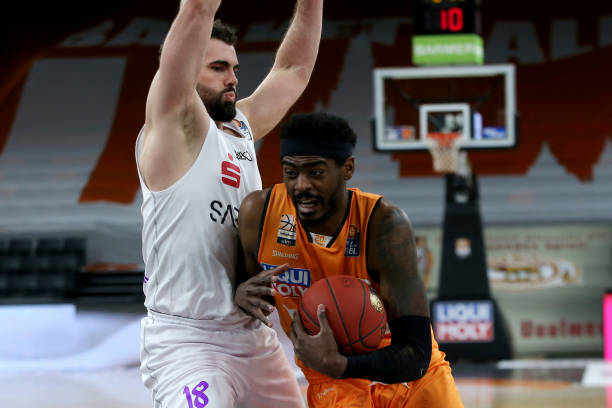 加强换人策 加强换人策